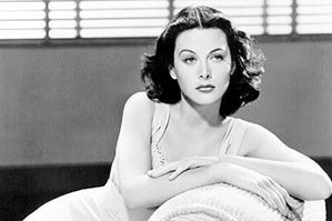 Quem Disse Que Toda Mulher Bonita é Burra?