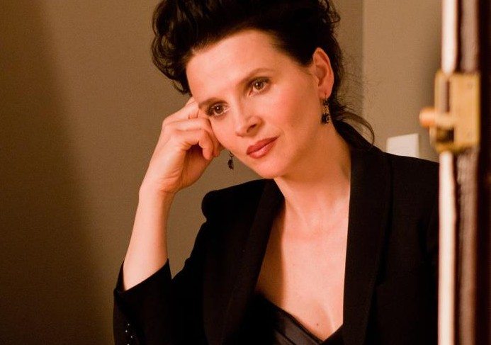 20 de julho estrÃ©ia Elles com Juliette Binoche