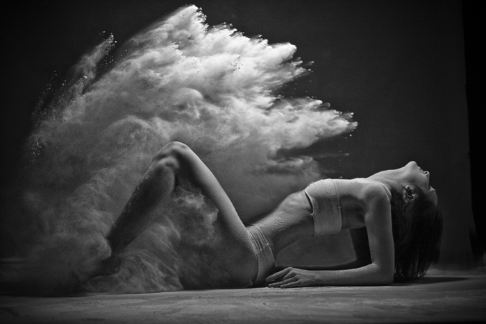 As sexies explosÃµes em giz de Anton Surkov